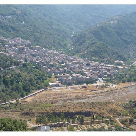 Borgo Della Longevita Acomodação com café da manhã Bivongi Exterior foto